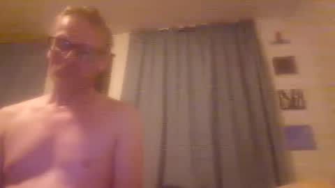 Snapshot of u2232739082 chatting on June 7, 12:48 am u2232739082 online show from June 7, 12:48 am