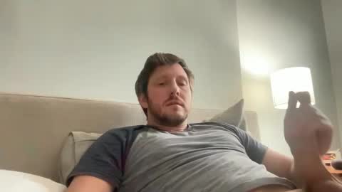 Snapshot of u28005 chatting on December 18, 7:41 pm u28005 online show from December 18, 7:41 pm