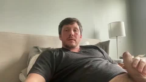 Snapshot of u28005 chatting on March 5, 8:42 pm u28005 online show from March 5, 8:42 pm