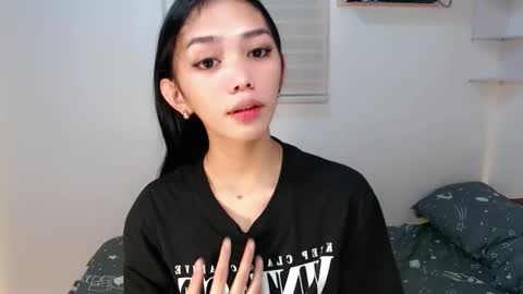 Snapshot of ughliah chatting on September 29, 5:45 am urbbgirl alliah online show from September 29, 5:45 am