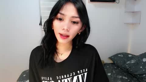 Snapshot of ughliah chatting on September 30, 8:41 am urbbgirl alliah online show from September 30, 8:41 am