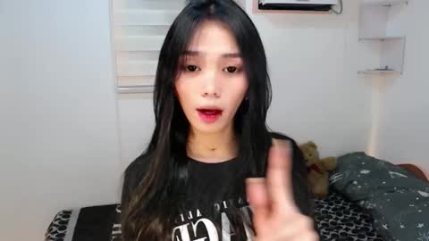 Snapshot of ughliah chatting on October 6, 1:41 pm urbbgirl alliah online show from October 6, 1:41 pm