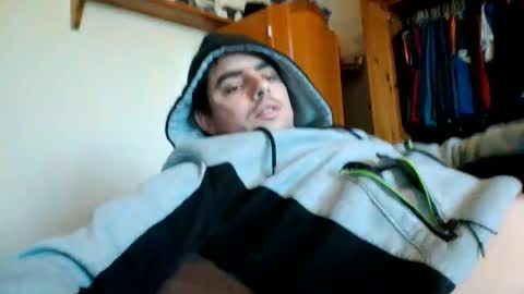 uglyyounlad online show from January 3, 3:01 pm