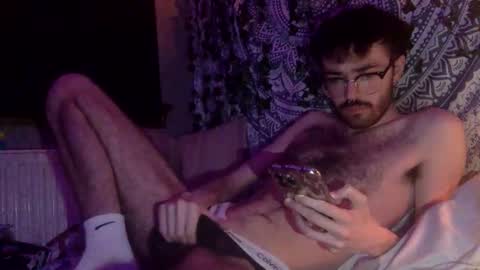 Snapshot of uhhstephen chatting on November 26, 7:48 pm uhhstephen online show from November 26, 7:48 pm