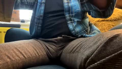 Snapshot of ukclive chatting on February 3, 11:42 am ukclive online show from February 3, 11:42 am