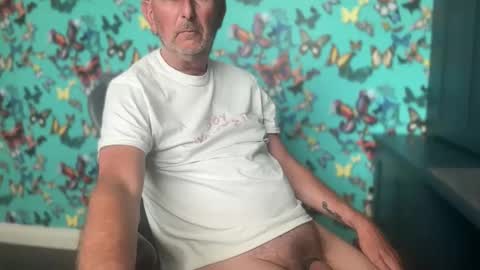Snapshot of ukcock2016 chatting on May 27, 12:35 pm Adam online show from May 27, 12:35 pm