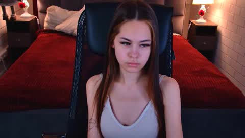 Ulia online show from March 7, 5:26 am