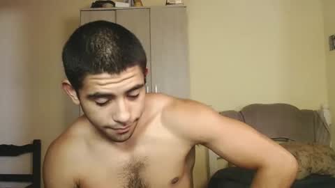 Snapshot of uliseshot450305 chatting on February 24, 3:42 pm Ulises Gomez online show from February 24, 3:42 pm