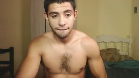 Snapshot of uliseshot450305 chatting on February 28, 5:48 pm Ulises Gomez online show from February 28, 5:48 pm