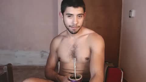 Snapshot of uliseshot450305 chatting on March 12, 3:29 pm Ulises Gomez online show from March 12, 3:29 pm