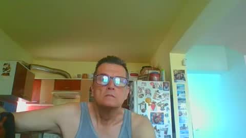 ulmeni4 online show from April 16, 8:15 am