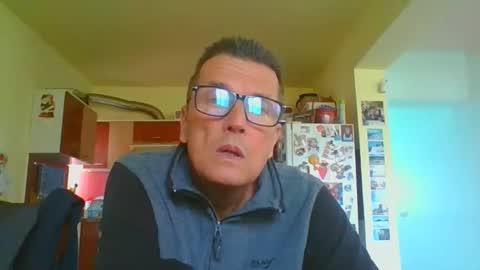 ulmeni7 online show from April 12, 9:58 am