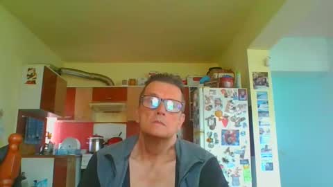 ulmeni7 online show from April 21, 12:22 pm