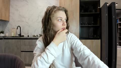 Melena online show from January 17, 2:27 am