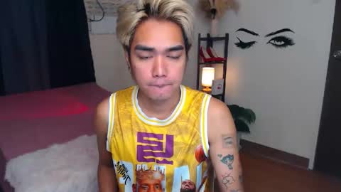 Alex online show from February 2, 10:28 pm