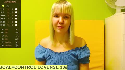 Roxy online show from December 18, 12:55 pm