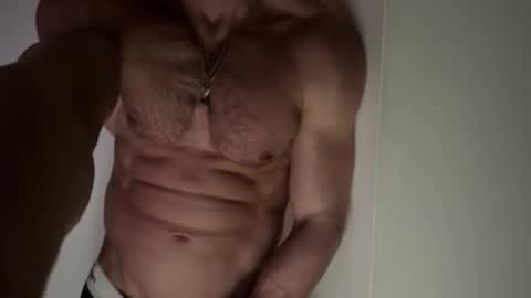 Um CM online show from March 8, 11:19 pm