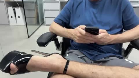 umcaradesaltoalto online show from September 21, 5:47 pm