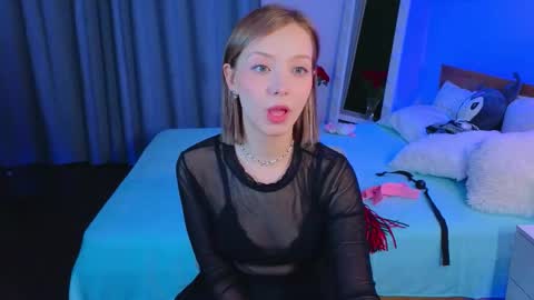 Snapshot of umpa_lummpa_ chatting on January 15, 10:09 am umpa_lummpa_ online show from January 15, 10:09 am