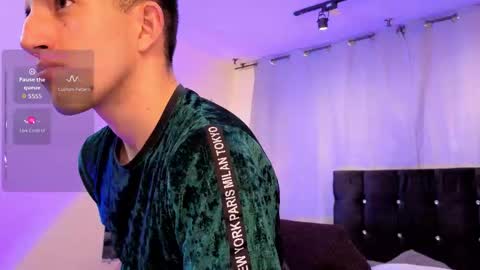 un_sluttyy online show from January 6, 12:09 pm