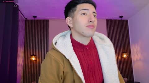 un_sluttyy online show from January 7, 12:07 pm