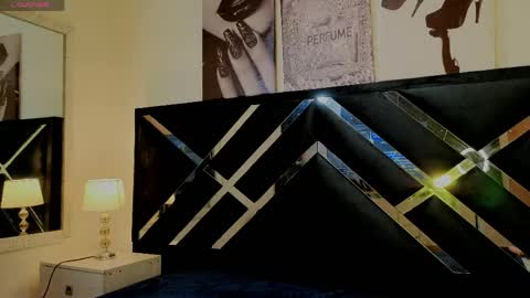 un_sluttyy online show from April 9, 11:26 am