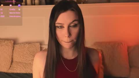 Snapshot of una_medisson chatting on February 25, 10:47 am Una online show from February 25, 10:47 am