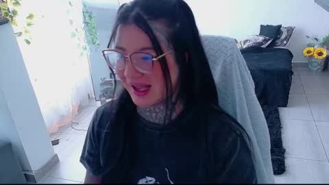 Franchesca  online show from September 16, 9:05 pm