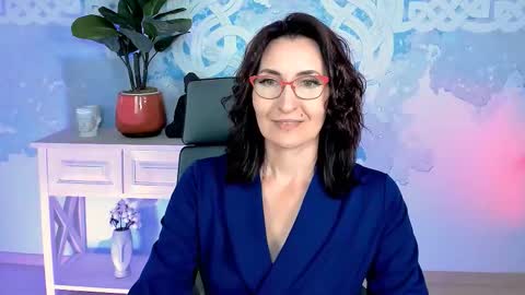 UnaTera online show from October 10, 8:02 am