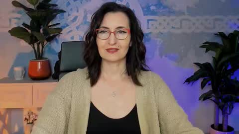 UnaTera online show from November 24, 9:09 am