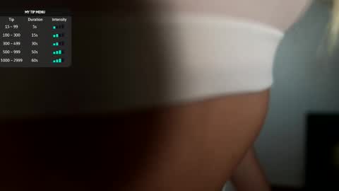 Snapshot of unbelievable__ chatting on December 21, 12:40 am Sasha online show from December 21, 12:40 am