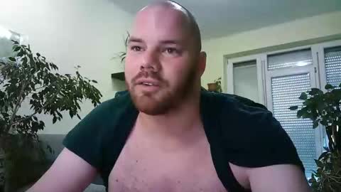 Uncut Strong online show from May 27, 3:42 pm