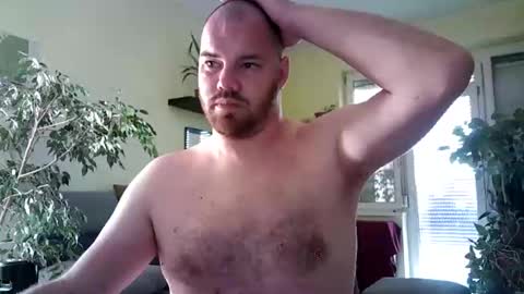 Uncut Strong online show from May 28, 3:59 am