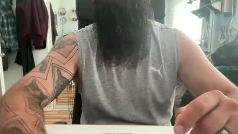 uncutbeard129840 online show from April 29, 11:22 pm