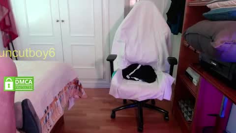 Uncut online show from March 3, 1:10 am