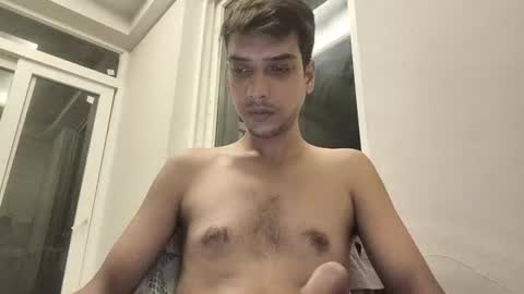 Snapshot of underdog_here chatting on August 5, 11:17 pm underdog_here online show from August 5, 11:17 pm