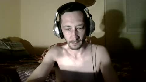 underguy19 online show from April 3, 9:02 pm