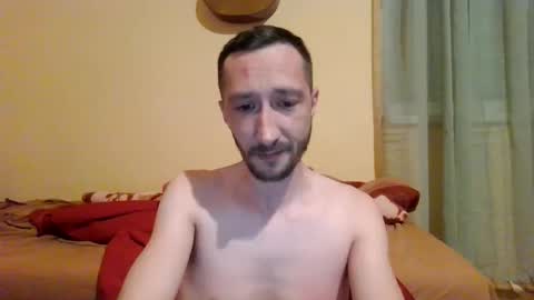 Snapshot of underguy19 chatting on May 9, 11:10 pm underguy19 online show from May 9, 11:10 pm