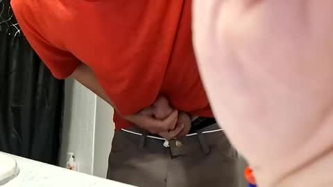 unfoldedlaundry online show from May 28, 4:04 pm