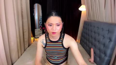 Snapshot of unforgetableasiancock chatting on January 21, 5:30 pm unforgetableasiancock online show from January 21, 5:30 pm