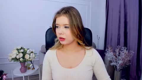 Alice online show from January 12, 7:53 pm