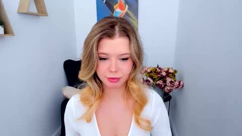 Alice online show from February 24, 7:01 pm