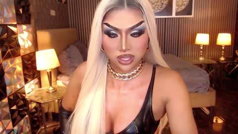 BRIANNA online show from April 4, 11:08 am