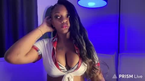 Snapshot of unholybaddie chatting on June 23, 2:59 pm Unholybaddie online show from June 23, 2:59 pm