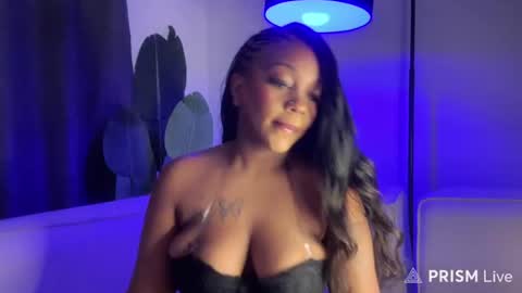 Snapshot of unholybaddie chatting on June 25, 3:49 pm Unholybaddie online show from June 25, 3:49 pm