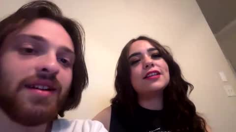 Snapshot of unii_ chatting on February 10, 2:30 am Uni online show from February 10, 2:30 am