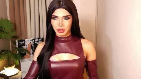 Miss Andrea online show from October 28, 4:09 pm