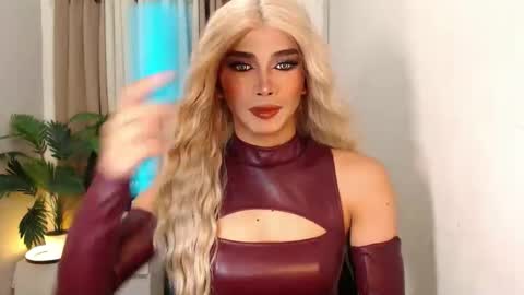 Miss Andrea online show from January 14, 6:24 pm