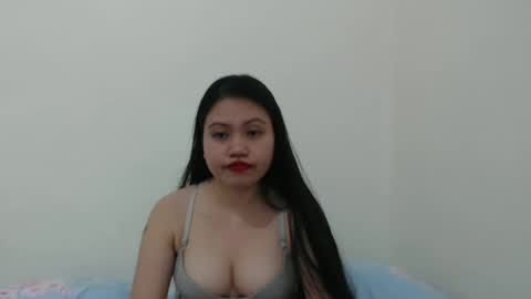 Snapshot of unlick_pussy_untouch_unkiss chatting on December 20, 3:53 pm unlick_pussy_untouch_unkiss online show from December 20, 3:53 pm