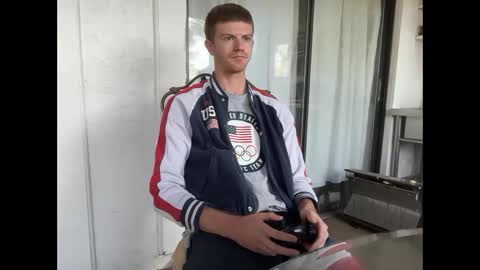 Stepbro online show from March 4, 1:38 pm